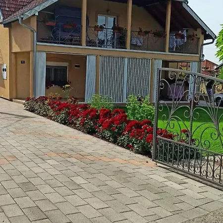 Holiday home Nikola & Aleksa *